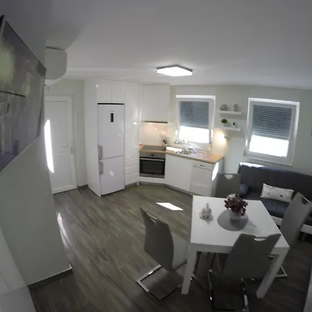 Ana Arbanasi Apartman *